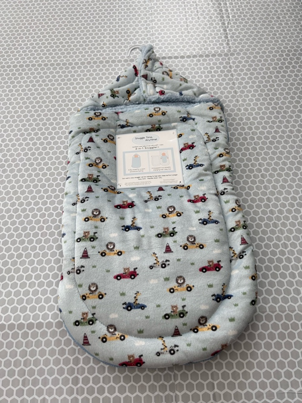 NWT Snuggle Time 2-in-1 Baby Snuggler - Light Blue with Car & Animal Print